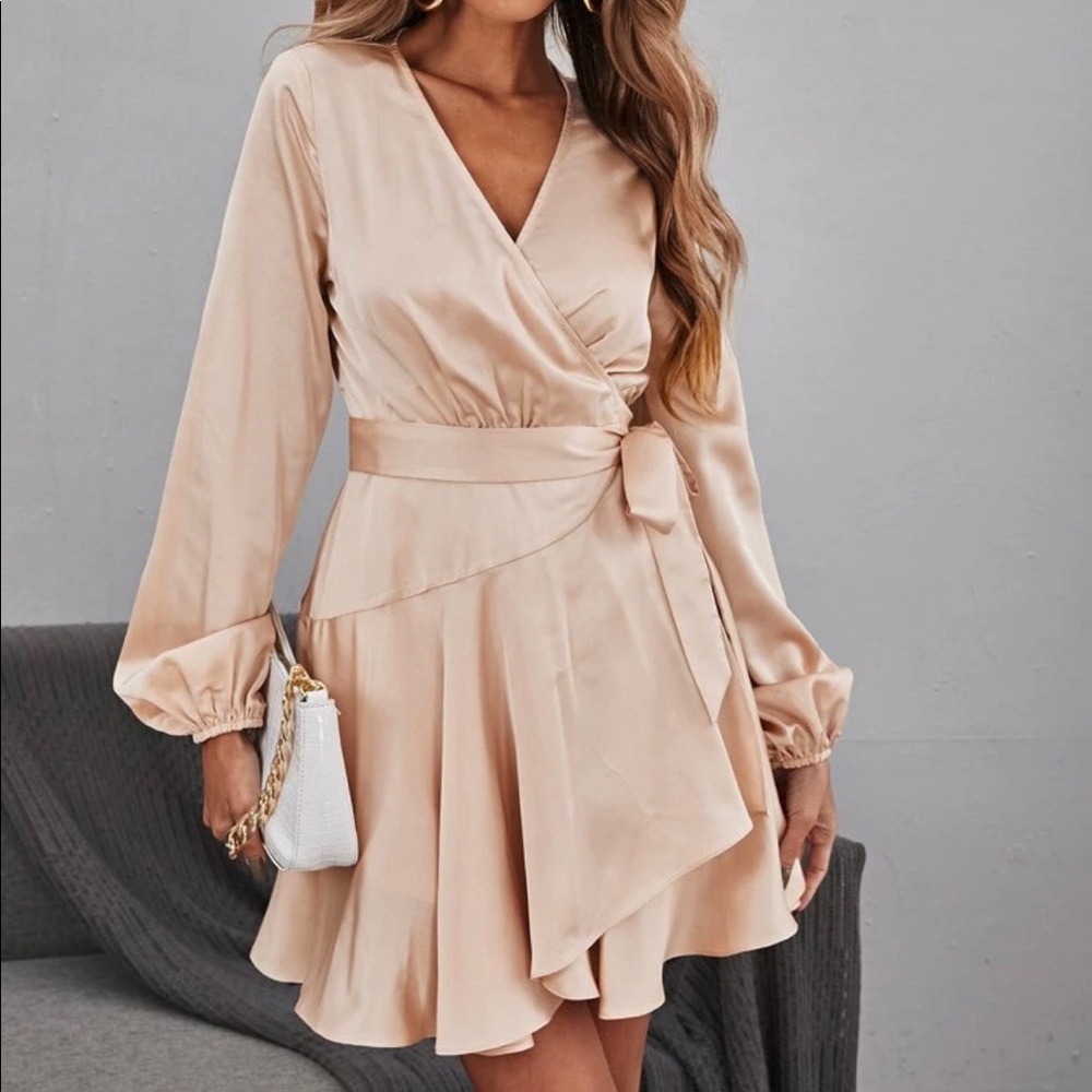 💜 Satin Wrap flowy wrap dress